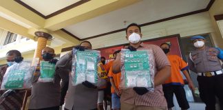 Polresta Banyuwangi berhasil mengamankan barang bukti sabu aeberat 0,5 kilogram lebih, Jumat (8/4/2022).