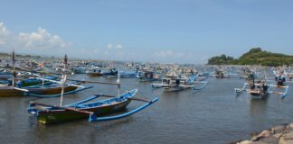 Kawasan pesisir Muncar, Banyuwangi.