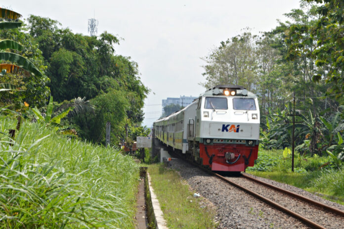 Rangkaian Kereta Api dari Banyuwangi.