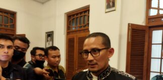 Menparekraf Sandiaga Uno menjawab wartawan di Banyuwangi, Kamis (29/12/2022) siang. .