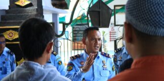 Napi Lapas Banyuwangi dipulangkan setelah mendapatkan program asimilasi, Selasa (10/1/2023) siang.
