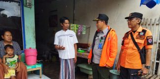 Petugas BPBD Banyuwangi mulai memetakan daerah rawan kekeringan, Selasa (27/6/2023). (foto/ist)
