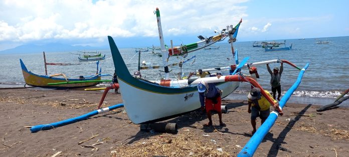 Aktivitas nelayan di Kabupaten Banyuwangi. (foto/udi)