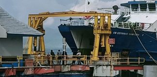 Dermaga MB 1 di Pelabuhan Ketapang, Banyuwangi rusak setelah ditabrak kapal, Minggu (9/7/2023). (foto/ist)