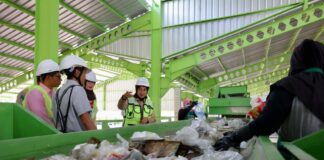 Tempat pengolahan sampah terpadu di Desa Balak, Kecamatan Songgon, Banyuwangi siap beroperasi.