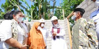 Program bedah rumah di Banyuwangi.