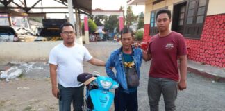 Pelaku pencurian sepeda motor diamankan di Polsek Wongsorejo, Banyuwangi.