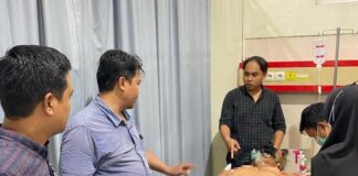 Ketua RT di Banyuwangi dibacok ketika melerai warganya. (foto/ist)