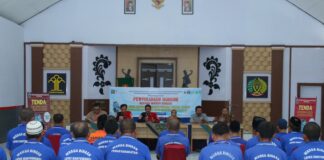 Layanan posko pendaftaran pemilih tambahan di Lapas Banyuwangi, Jumat (2/2/2024). (foto/ist)