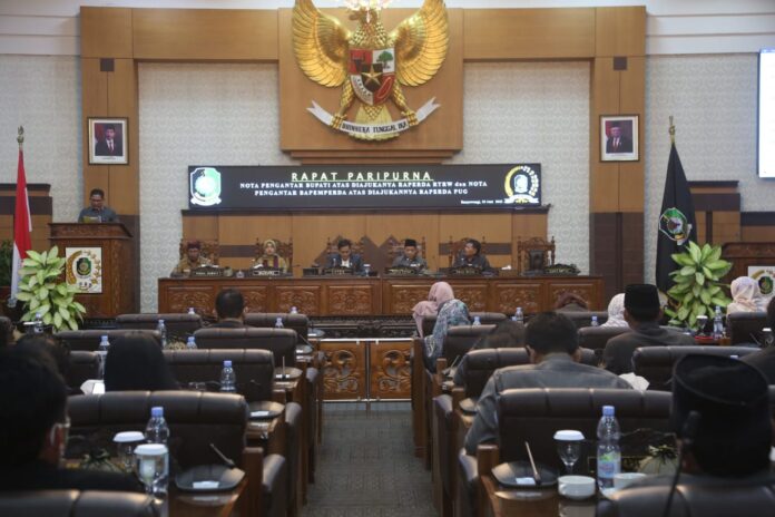 WhatsApp Image 2024-03-09 at 14.01.55 Rapat paripurna DPRD Banyuwangi. (Foto/dok)