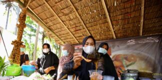 Pelaku UMKM di Banyuwangi yang menjadi sasaran program kanggo riko. (Foto/dok)