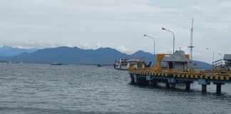 Aktivitas Pelabuhan Ketapang, Banyuwangi yang menjadi salah satu pendukung perekonomian. (Foto/dok)