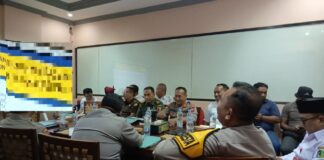 Timdu Penyelesaian Penanganan Konflik Sosial di Banyuwangi menggelar rakor di Pemkab Banyuwangi, Rabu (14/8/2024). (Foto/ist)