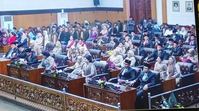 DPRD Banyuwangi periode 2024-2029 usai dilantik, 21 Agustus 2024. (Foto.udi)