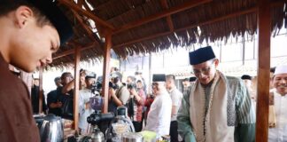 Menparekraf Sandiaga Salahuddin Uno menghadiri program Santri Digitalpreneur di Ponpes Mabadiul Ihsan, Kecamatan Tegalsari, Banyuwangi, Jumat (20/9/2024). (Foto/Humas Pemkab Banyuwangi)
