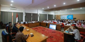 ASN di Pemkab Banyuwangi dibekali pelatihan keamanan siber kerjasama dengan BSSN, Kamis (31/10/2024). (Foto/Humas Pemkab Banyuwangi)