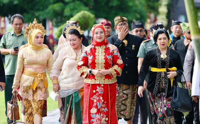Bupati Banyuwangi Ipuk Fiestiandani disela Harjaba ke-235, Rabu (18/12/2024) lalu. (Foto/Humas Pemkab Banyuwangi)