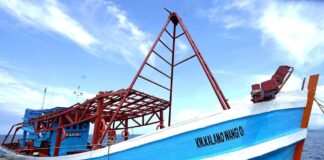 Penampakan kapal ikan dari KKP yang diserahkan ke kelompok nelayan di Banyuwangi, Jumat (27/12/2024). (Foto/Humas Pemkab Banyuwangi)