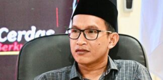 Divisi Hukum dan Pengawasan KPU Banyuwangi Edi Saiful Anwar. (Foto/ist)