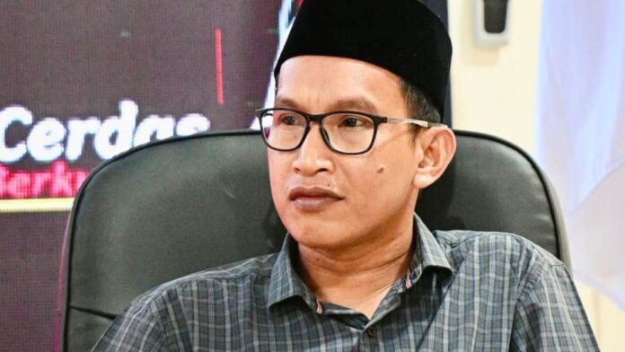 Divisi Hukum dan Pengawasan KPU Banyuwangi Edi Saiful Anwar. (Foto/ist)