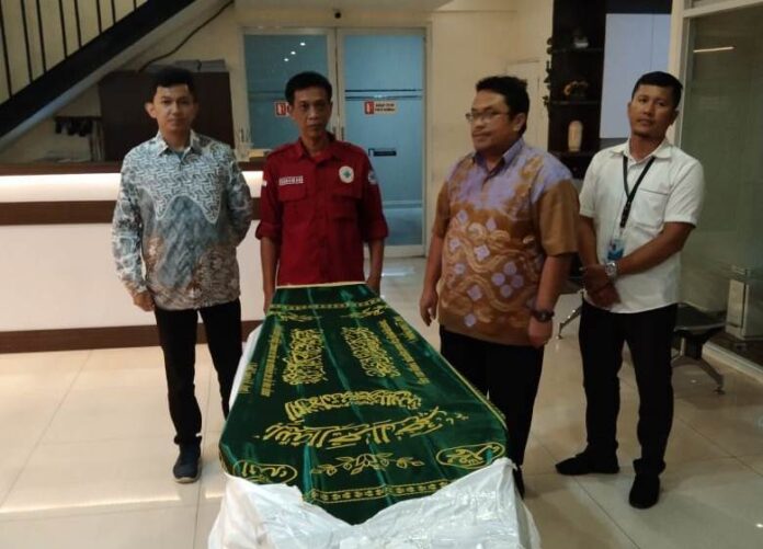 Jenazah pekerja migran Banyuwangi yang meninggal akibat kebakaran di Turki tiba di Jakarta. (Foto/ist)