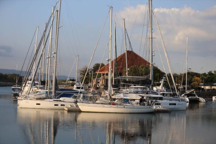 Kawasan Marina Boom Banyuwangi yang menjadi surga para pemilik yacht dari berbagai negara. (Foto/Humas Pemkab Banyuwangi)