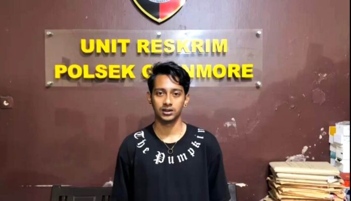 WhatsApp Image 2025-04-17 at 10.02.11 RA membuat keterangan permohonan maaf setelah mengarang cerita menjadi korban pembegalan di Kalitelepak, Desa Tulungrejo, Kecamatan Glenmore. Banyuwangi. (Foto/Humas Polresta Banyuwangi)