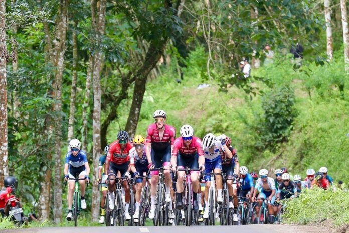Ajang balap sepeda TdBI yang menjadi agenda rutin di Kabupaten Banyuwangi. (Foto/dok)