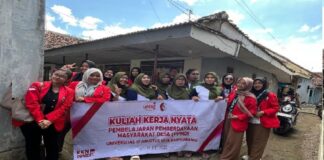 Mahasiswa Untag’45 Banyuwangi menggelar KKN di Desa Benelan Kidul, Kecamatan Singojuruh. (Foto/ist)