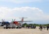 Penumpang turun dari pesawat di Bandara Banyuwangi setelah menempuh penerbangan dari Surabaya, 24 September 2025. (Foto/dok)