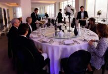 Sambut Tahun Baru 2026, Hotel Gunawangsa MERR Surabaya Gelar Twinkling Star in the Sky