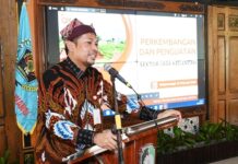 Kepala Kantor OJK Jember, Mohammad Mufid. (Foto/dok)