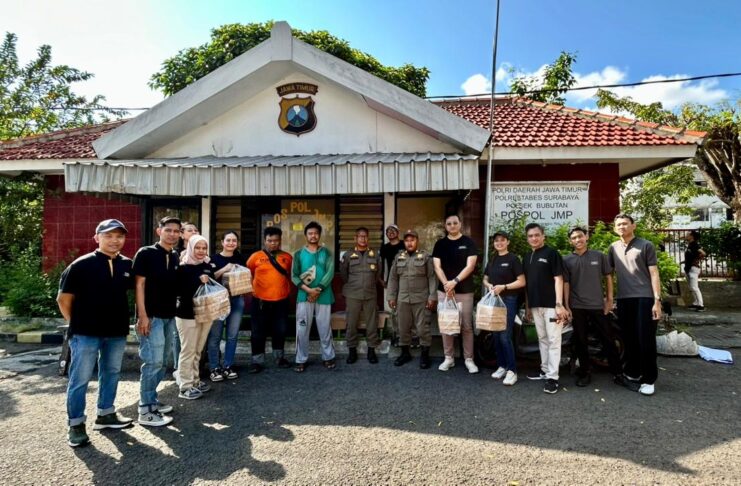 Inilah Aksi Bersih-bersih dan Berbagi Makanan di Horison Arcadia Heritage Kota Lama