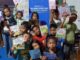 Anak-anak di Pulau Rinca, NTT bergembira mendapatkan ruang baca yang nyaman dari PNM. (Foto/ist)