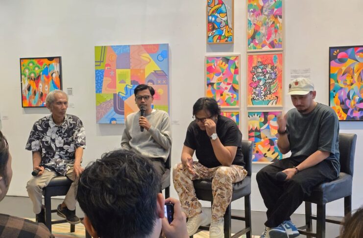 Eksplorasi Bentuk dan Warna, ARTSPACE Artotel Hayam Wuruk Surabaya Hadirkan ‘Fraktal’