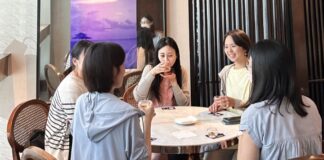Suguhkan Afternoon Tea Ascott Waterplace Surabaya Sambut Hari Musik se-Dunia