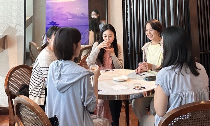 Suguhkan Afternoon Tea Ascott Waterplace Surabaya Sambut Hari Musik se-Dunia