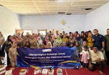 Tangkal Hoaks dan Polarisasi Sosial, Prodi Ilmu Politik Uesa Gelar PKM Literasi Digital Keluarga