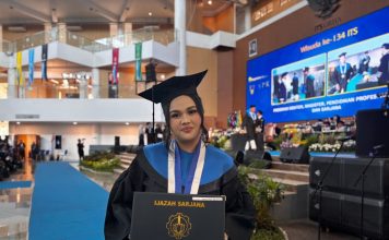 Hasna Wisudawan Termuda ITS di Usia 19 Tahun